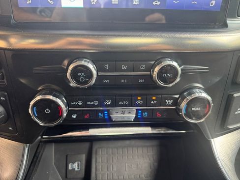 Used 2022 Ford F150 King Ranch w/ Equipment Group 601A High AWD/4WD image 20