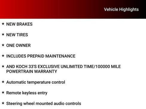 Used 2022 Toyota Highlander LE AWD/4WD image 20