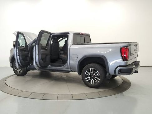 Used 2024 GMC Sierra 1500 AT4 w/ Technology Package AWD/4WD image 13