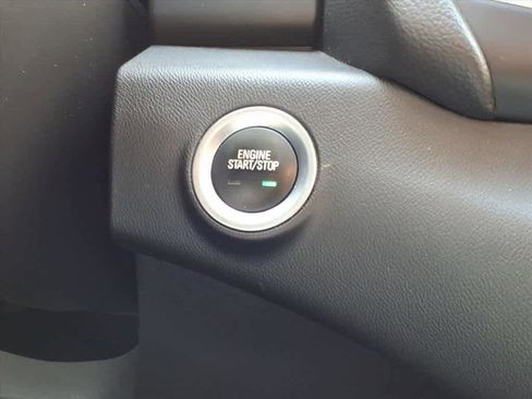 Certified 2024 GMC Terrain SLE w/ Driver Convenience Package image 11