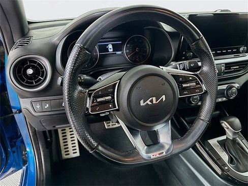 Used 2023 Kia Forte GT-Line image 12