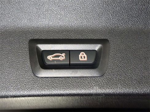 Used 2021 BMW X3 xDrive30i w/ Convenience Package image 18