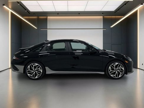 Certified 2023 Hyundai Ioniq 6 SEL RWD image 8