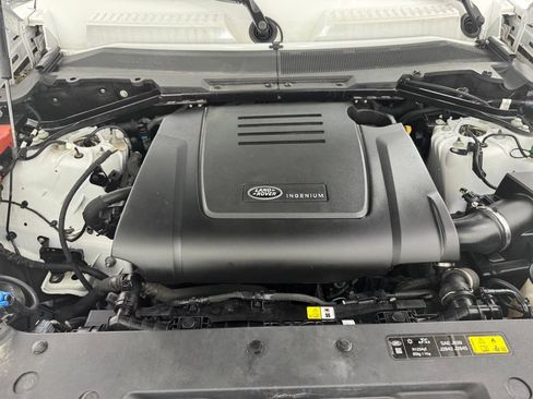 Used 2023 Land Rover Defender 110 AWD/4WD image 29