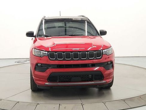 Used 2024 Jeep Compass Limited w/ High Altitude Package image 2