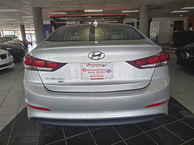 Used 2017 Hyundai Elantra SE FWD image 5