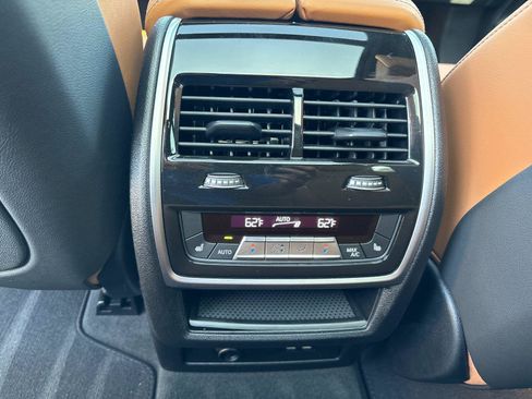 Used 2025 BMW X5 M60i AWD/4WD image 34