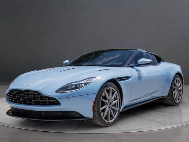 Used 2017 Aston Martin DB11 V12 RWD image 1