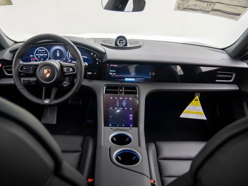 New 2026 Porsche Taycan image 11