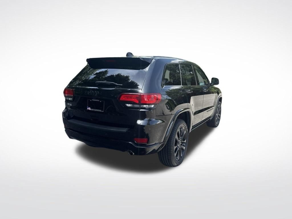 Used 2022 Jeep Grand Cherokee Laredo X AWD/4WD image 5