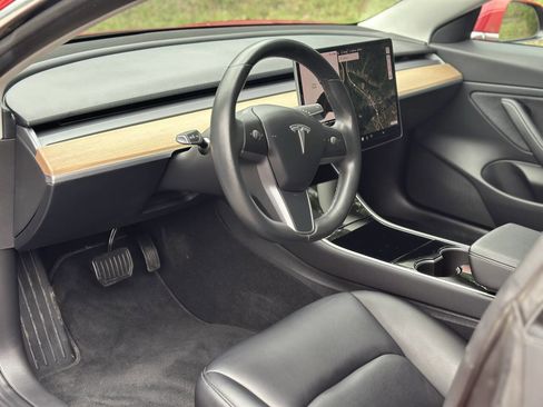 Used 2018 Tesla Model 3 Long Range image 19