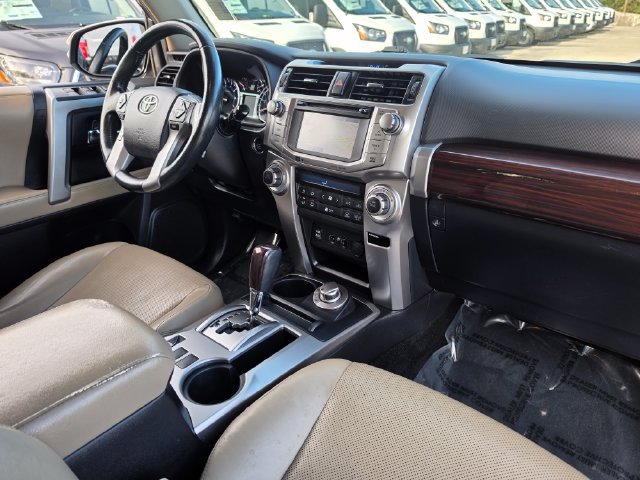 Used 2016 Toyota 4Runner Limited AWD/4WD image 21