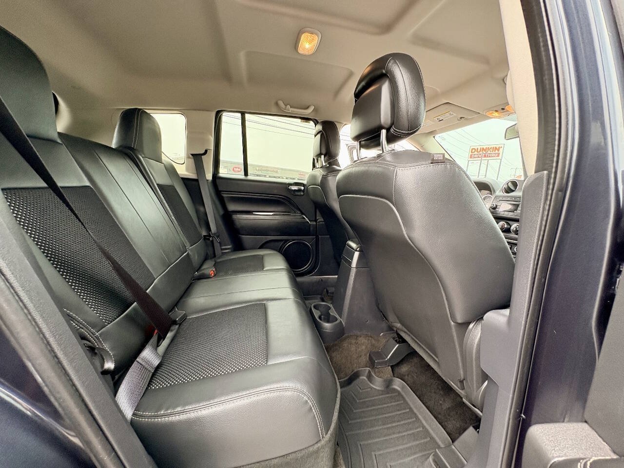 Used 2014 Jeep Compass Latitude AWD/4WD image 24