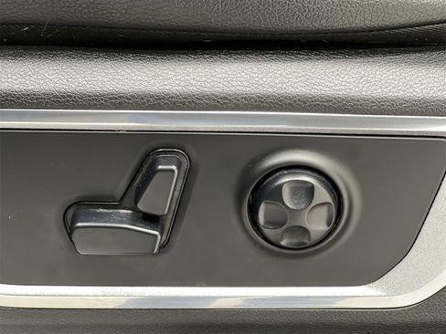 Used 2021 RAM 1500 Laramie w/ Sport Appearance Package image 12