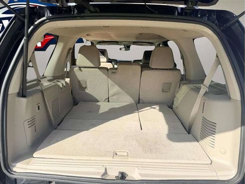 Used 2016 Lincoln Navigator Select AWD/4WD image 21