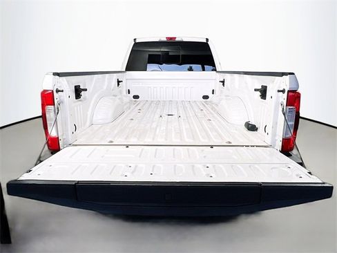 Used 2019 Ford F350 Lariat w/ Lariat Ultimate Package image 6