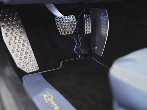 Used 2024 Ferrari Roma image 20