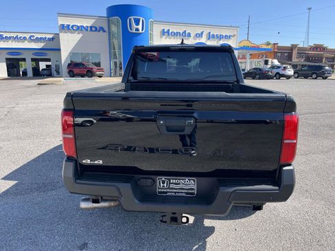 Used 2024 Toyota Tacoma SR AWD/4WD image 4