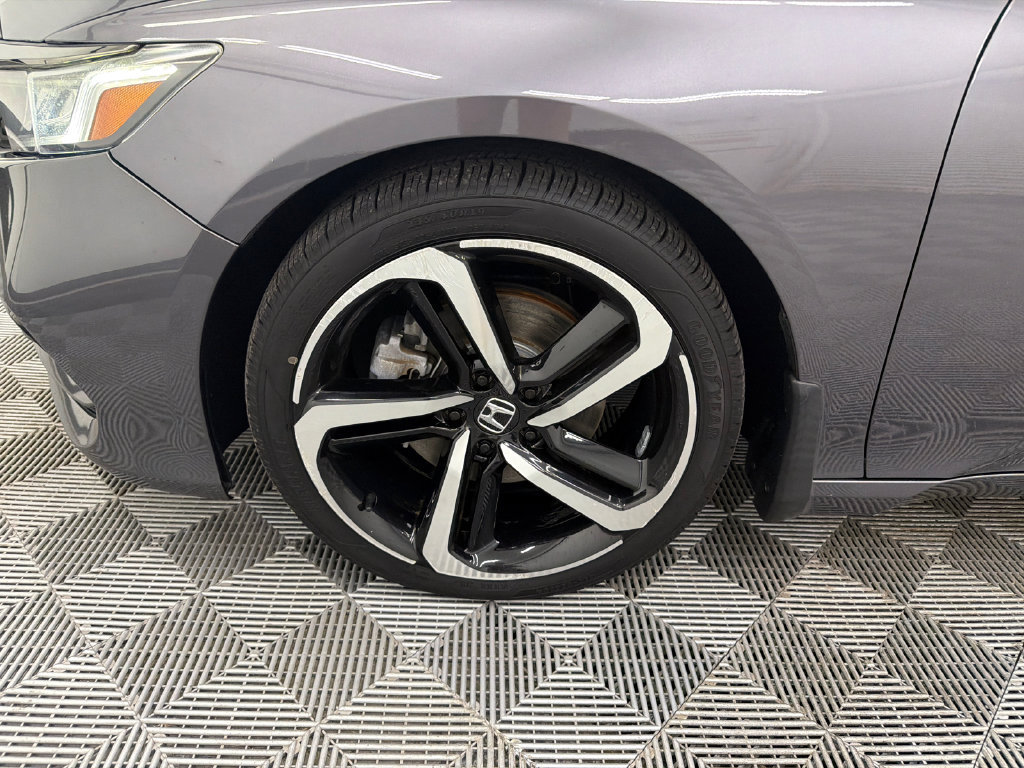 Used 2019 Honda Accord Sport image 12