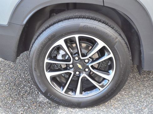 Used 2025 Chevrolet TrailBlazer LT image 11