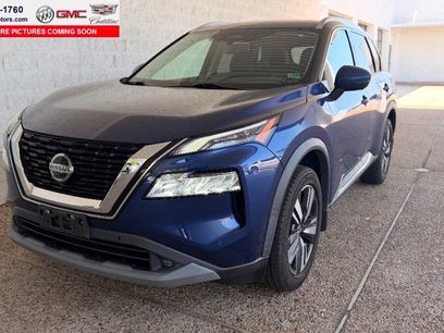 Used 2021 Nissan Rogue SL w/ Premium Package