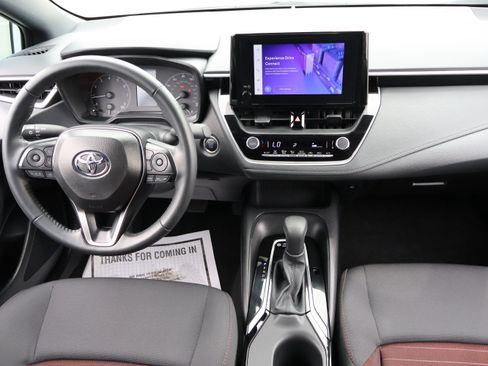 Used 2025 Toyota Corolla SE FWD image 14