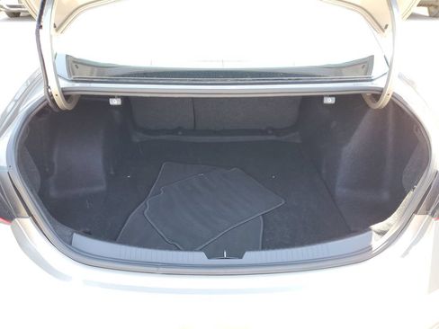Used 2022 Chevrolet Malibu LT FWD image 7