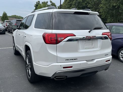 Used 2017 GMC Acadia Denali AWD/4WD image 4