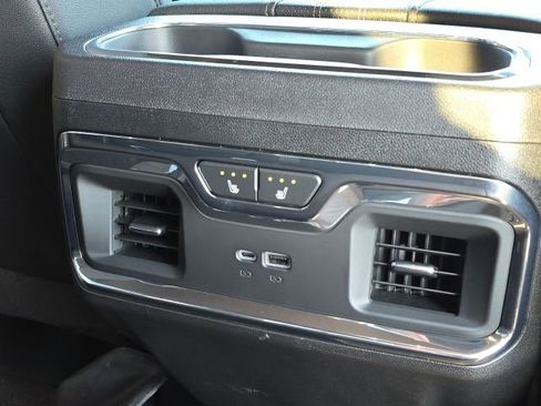 Used 2024 Chevrolet Silverado 3500 High Country w/ High Country Premium Package image 17