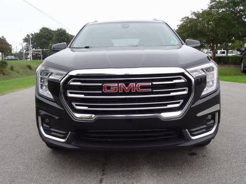Used 2023 GMC Terrain SLT image 5