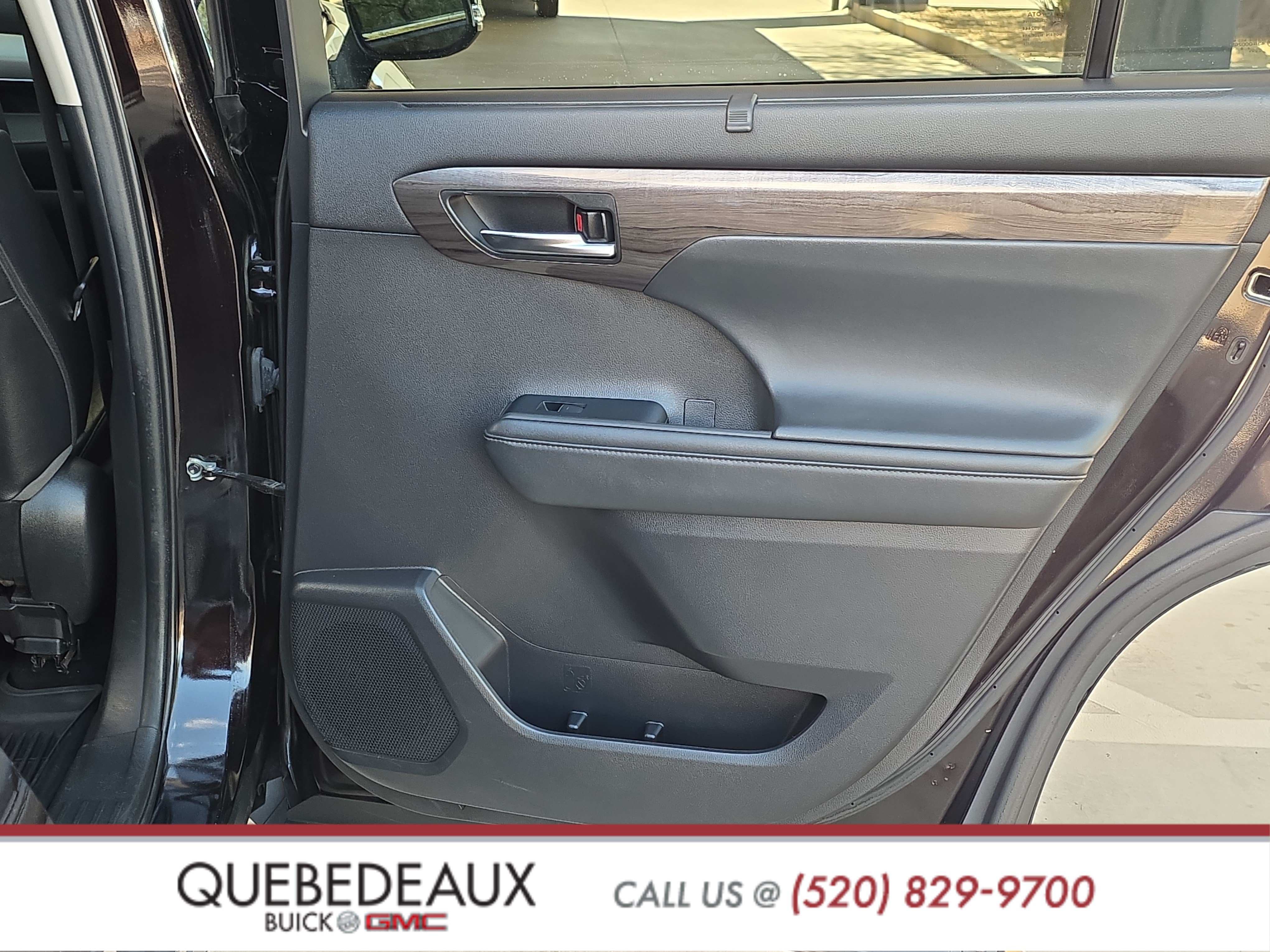 Used 2022 Toyota Highlander Platinum AWD/4WD image 25
