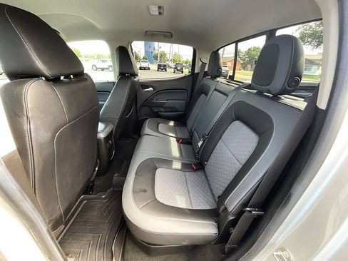 Used 2018 Chevrolet Colorado Z71 AWD/4WD image 27