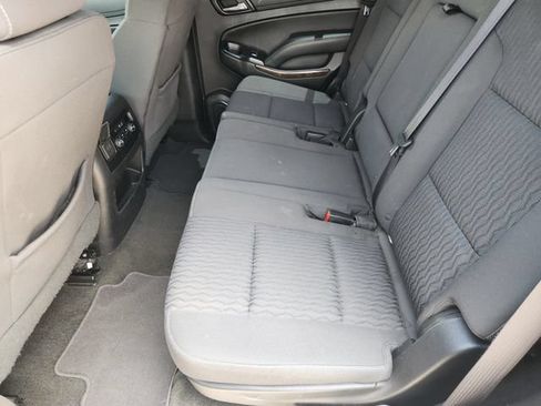 Used 2018 Chevrolet Tahoe LS RWD image 30