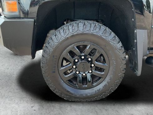 Used 2017 Chevrolet Silverado 2500 LTZ w/ Duramax Plus Package AWD/4WD image 26