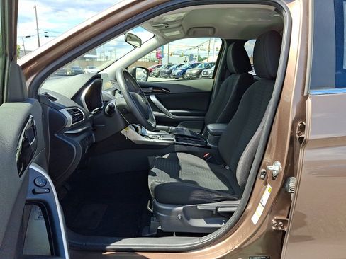 Used 2018 Mitsubishi Eclipse Cross LE AWD/4WD image 15