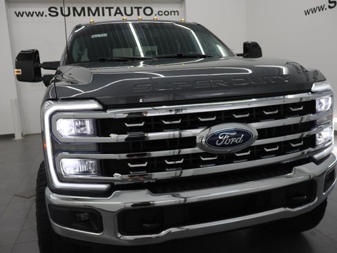 Used 2024 Ford F350 Lariat w/ Tremor Off-Road Package AWD/4WD image 24