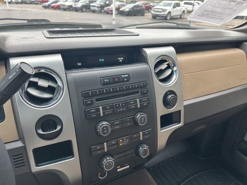 Used 2011 Ford F150 XLT w/ XLT Chrome Pkg image 21