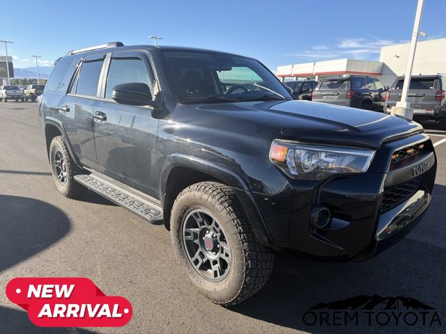 Used 2019 Toyota 4Runner SR5 AWD/4WD image 6