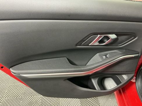 Certified 2024 BMW 330i Sedan w/ M Sport Package image 28