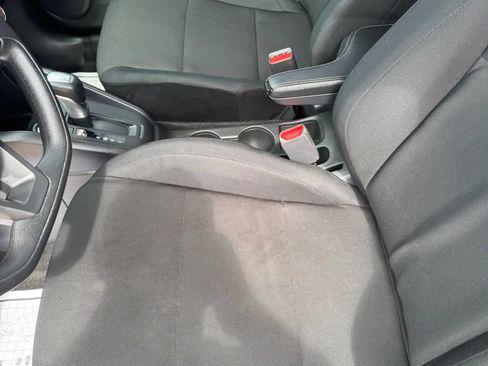 Used 2025 Nissan Kicks Play S FWD image 21