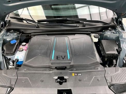 Certified 2024 Hyundai Ioniq 5 SEL RWD image 28
