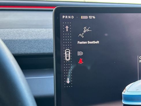 Used 2024 Tesla Model 3 Standard Range RWD image 23
