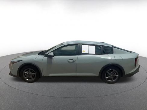 Used 2025 Kia K4 FWD image 9