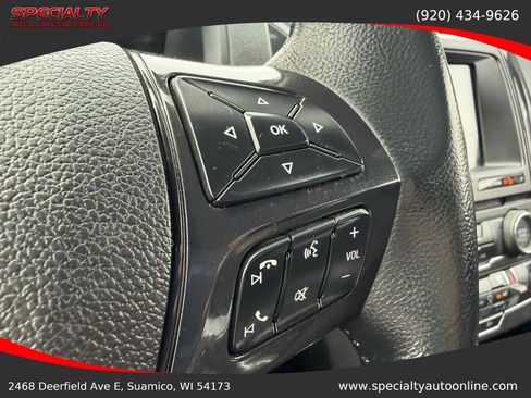 Used 2017 Ford Explorer XLT w/ Equipment Group 201A AWD/4WD image 20
