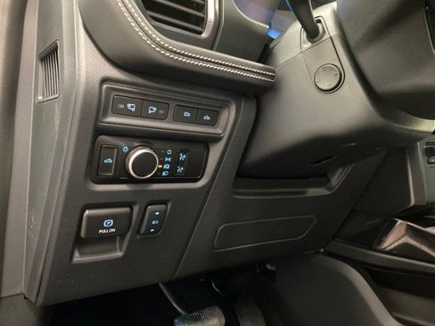 New 2023 Ford F150 Lightning Platinum image 32