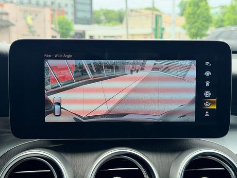 Used 2022 Mercedes-Benz GLC 300 4MATIC image 31