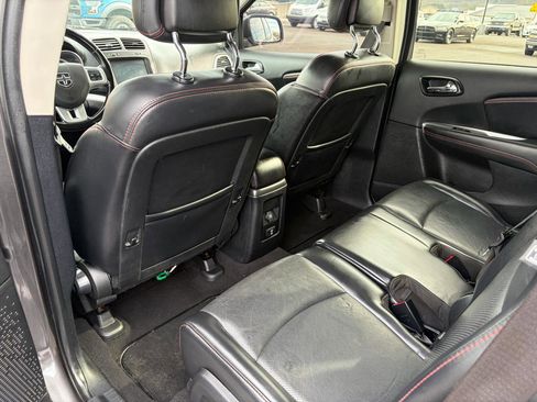 Used 2019 Dodge Journey GT w/ Blacktop Package FWD image 16