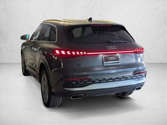 New 2025 Audi Q5 Premium w/ Premium Plus AWD/4WD image 8