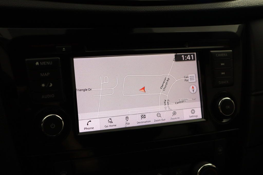 Used 2020 Nissan Rogue SV w/ Premium Package FWD image 33