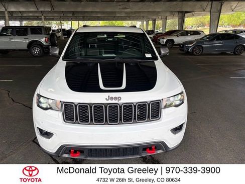 Used 2017 Jeep Grand Cherokee Trailhawk AWD/4WD image 15